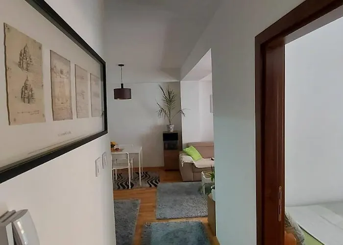 Ira's 2 Bedroom Central Place With Private Parking * Skopje