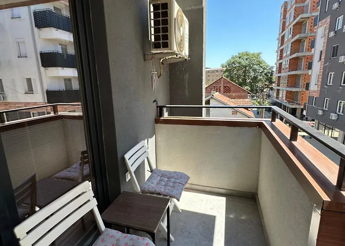 Appartamento Ira's 2 Bedroom Central Place With Private Parking